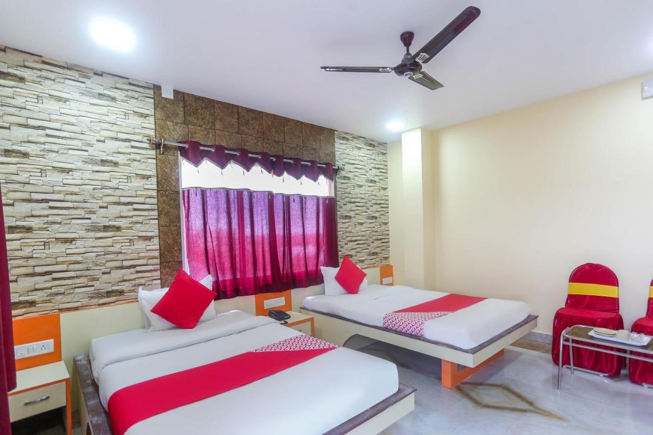 Oyo 60771 New Puri Hotel Eksteriør bilde