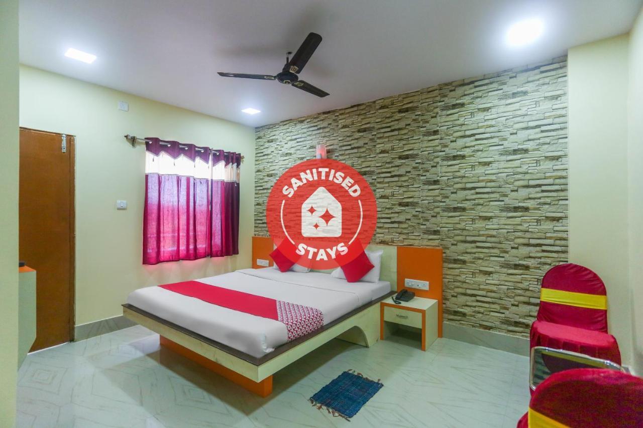 Oyo 60771 New Puri Hotel Eksteriør bilde