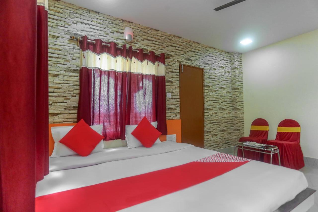 Oyo 60771 New Puri Hotel Eksteriør bilde